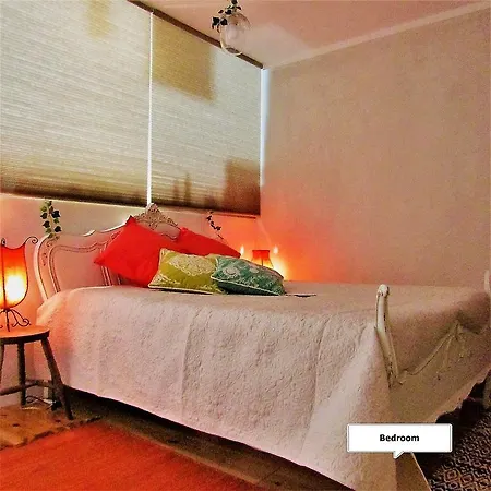 The Pantheon - Typical Studio Next To The National Pantheon * Lisboa